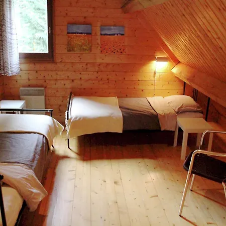 Poolside Bliss Near * Beaulieu (Cantal)