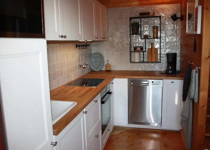 بيت للعطل Poolside Bliss Near *