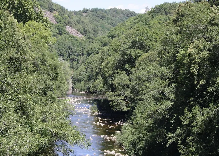 بيت للعطل Poolside Bliss Near *